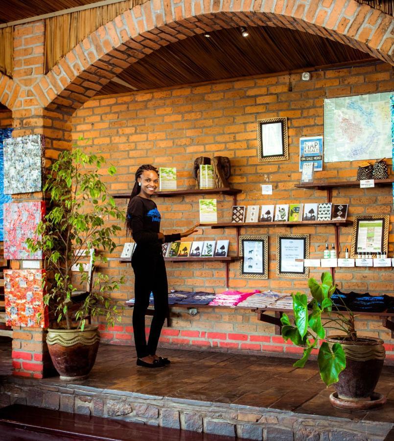 Heaven Restaurant & Boutique Hotel คิกาลี ภายนอก รูปภาพ