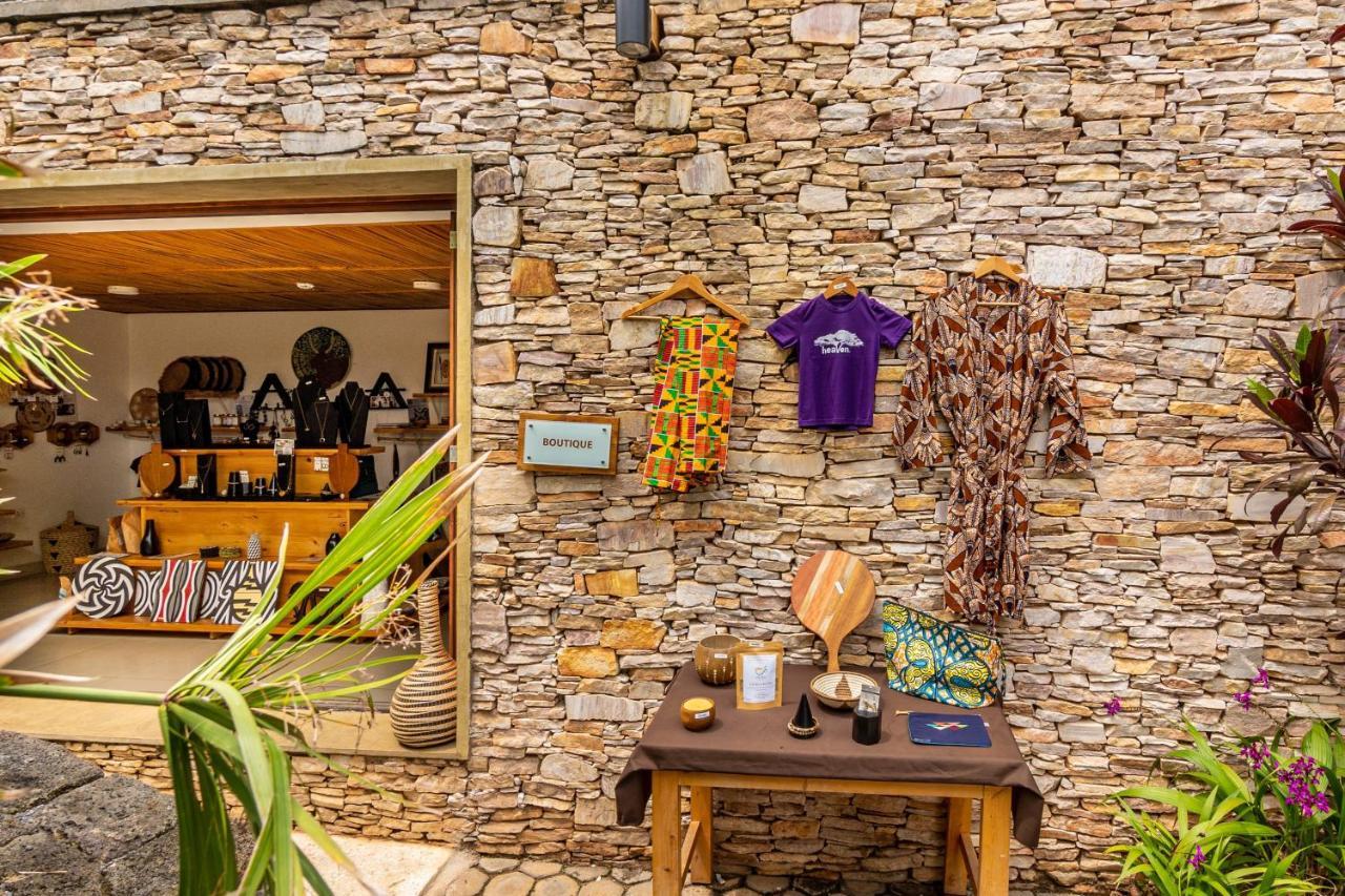 Heaven Restaurant & Boutique Hotel คิกาลี ภายนอก รูปภาพ